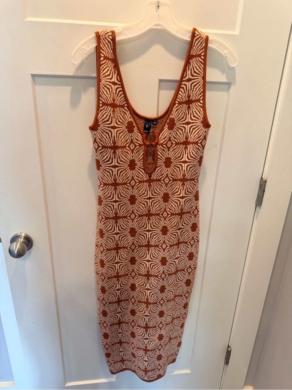 Windsor Rust Cream Floral Knit Ring Cutout Midi Dress Small
